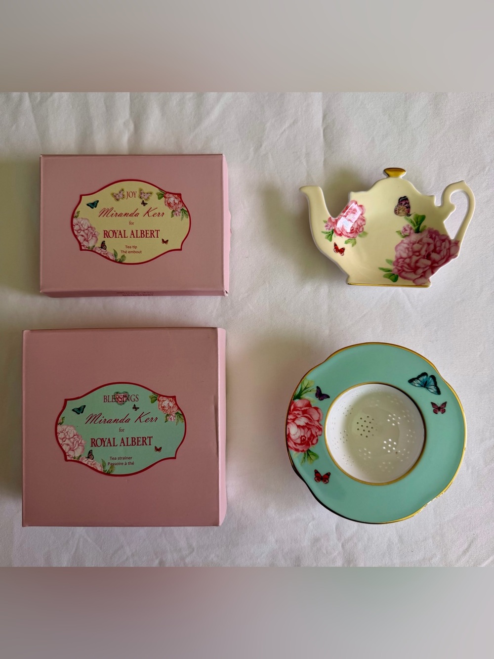 Royal Albert Pink Floral Tea Tip & Tea Strainer Set